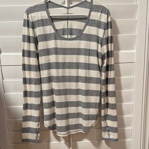 Lululemon scoop neck long sleeve Love shirt